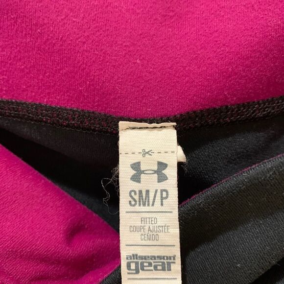 UNDER ARMOUR All season Gear Capri Black purple snake skin print Small - Picture 4 of 5